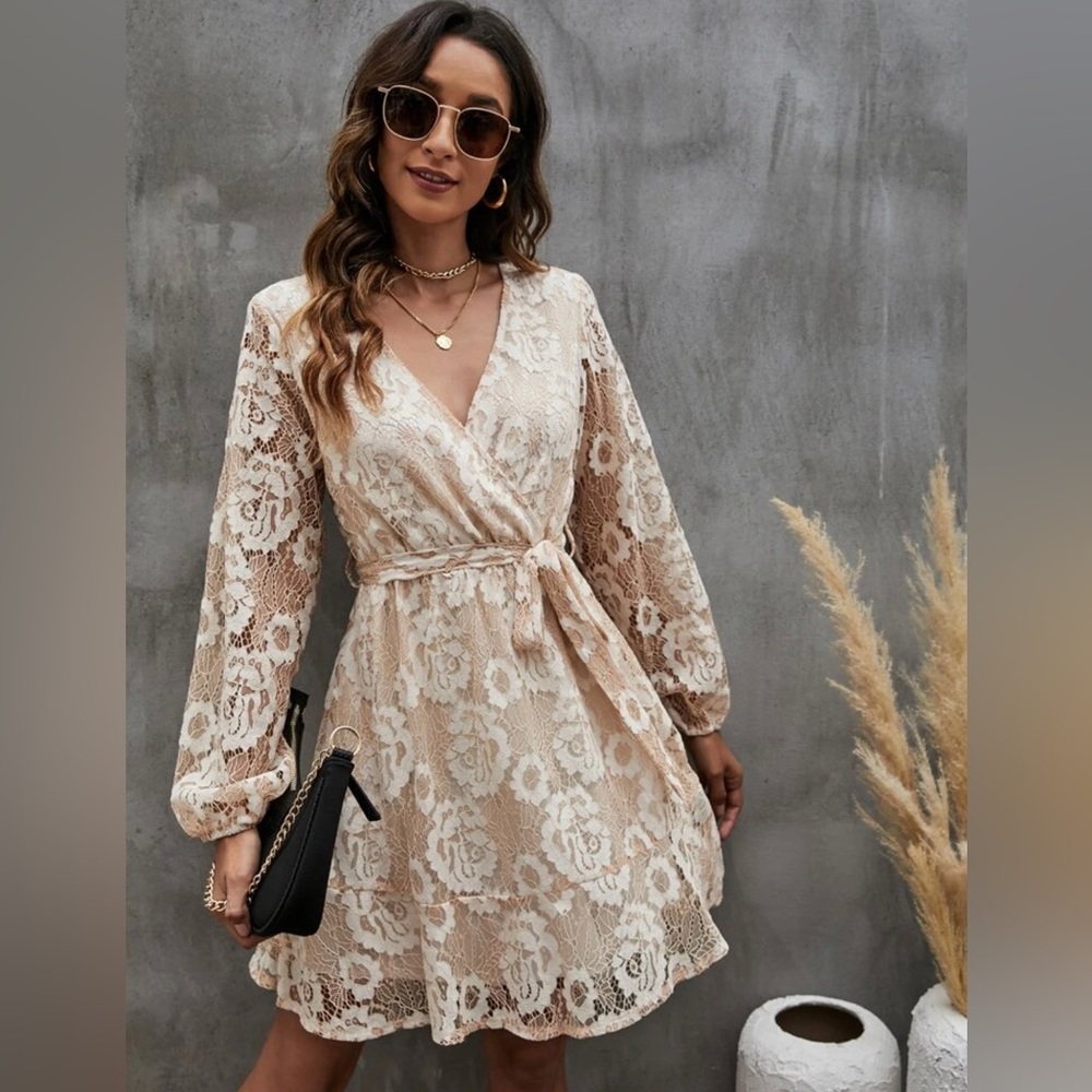 Emery Rose lace dress
